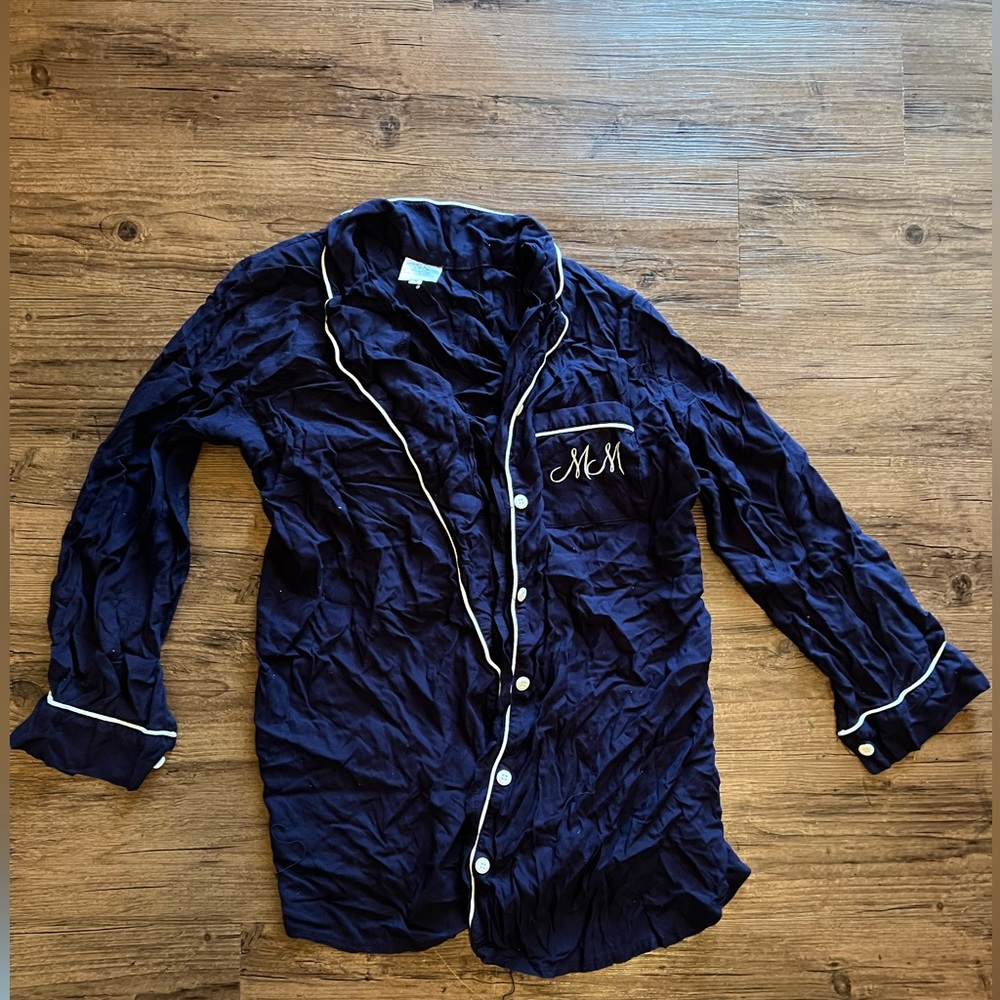 button down short nightgown with MM initials
